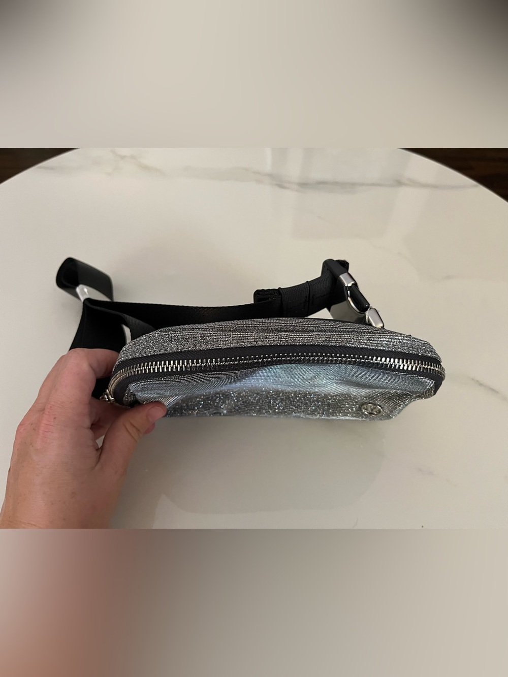 lululemon women’s glitter belt bag. - Picture 3 of 9